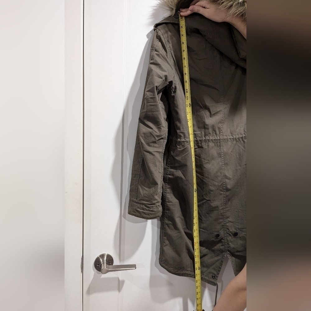Aritzia Olive Green Parka with Faux Fur Hood Trim - Picture 10 of 16